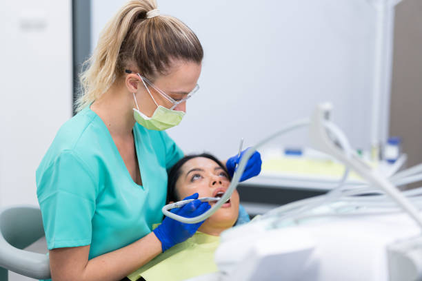 Best Emergency Tooth Extraction in Mante, CA